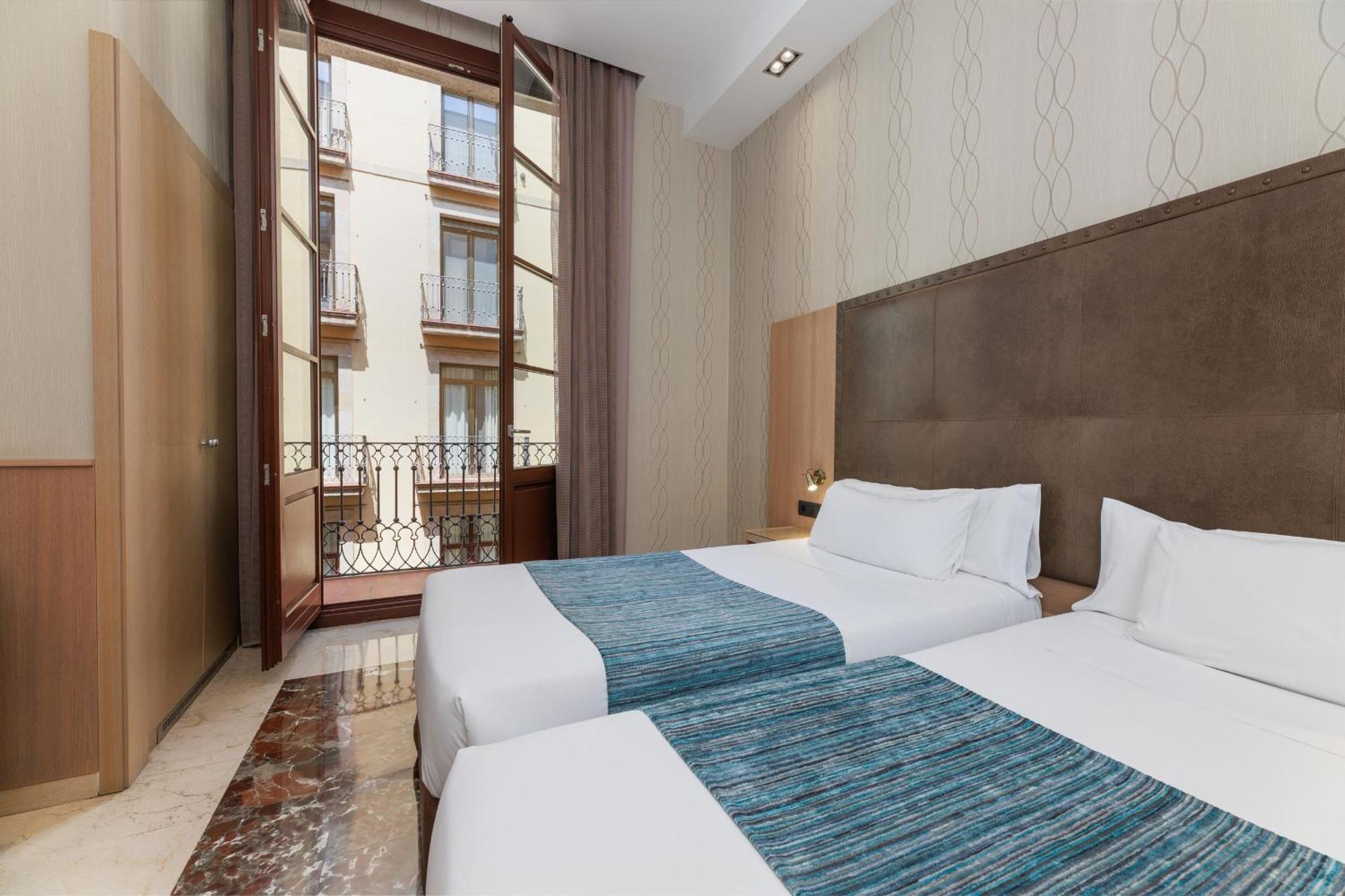 Double or Twin Room,1669815328:JPEG